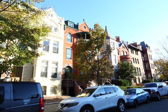 1717 S St NW in Washington, DC - Building Photo - Building Photo
