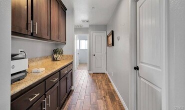 9512 Mesquite St in Oak Hills, CA - Building Photo - Building Photo