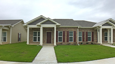 Edison Square - Senior 62+ Apartments in Port Arthur, TX - Foto de edificio - Building Photo