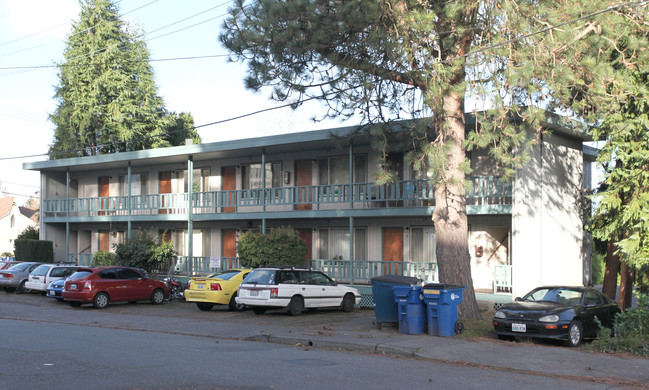 306 10th Ave SE in Olympia, WA - Foto de edificio - Building Photo