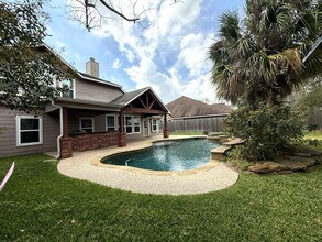 1927 Enchanted Park Dr in Spring, TX - Building Photo - Building Photo