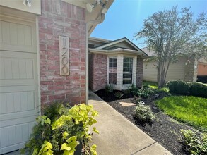 1200 Arbor Knot Dr in Kyle, TX - Building Photo - Building Photo