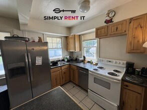 315 Hayward Ave in Ames, IA - Building Photo - Building Photo