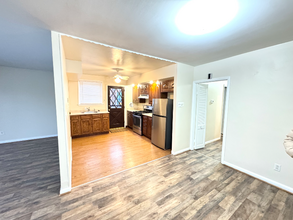 8560 Castor Ave in Philadelphia, PA - Building Photo - Building Photo
