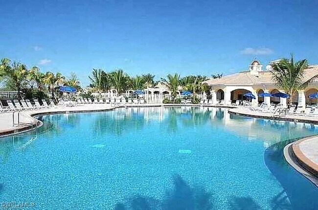 property at 8693 Querce Ct