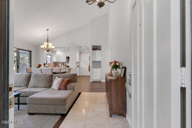 491 Yorba Linda Pl in Camarillo, CA - Building Photo - Building Photo