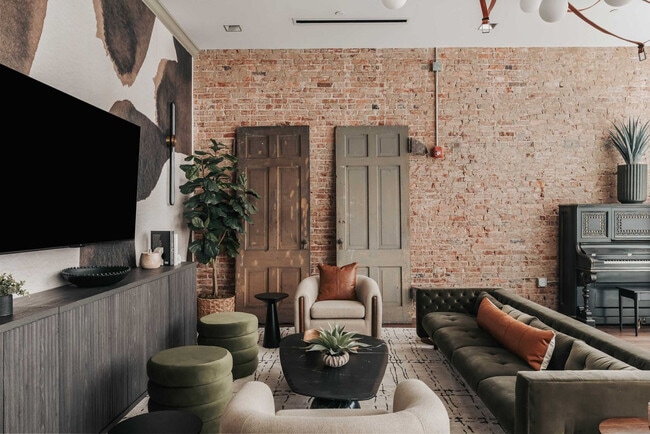 240 Rep. John Lewis Way N