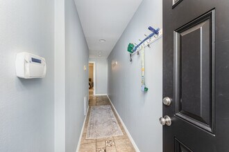 4848 Railroad Ave NE in Seattle, WA - Building Photo - Building Photo