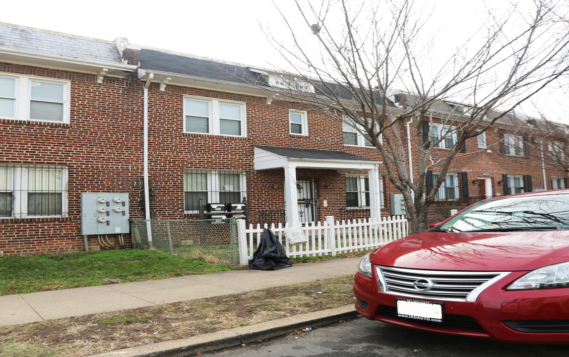 1709 Capitol Ave NE in Washington, DC - Building Photo