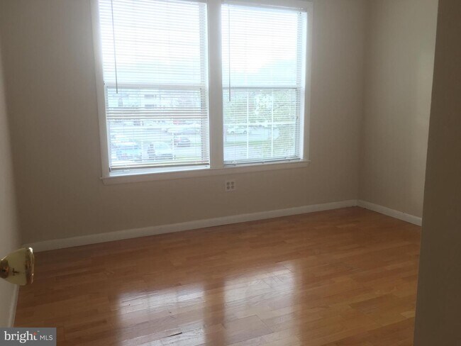 108 Wrangel Ct-Unit -5 in Princeton, NJ - Building Photo - Building Photo
