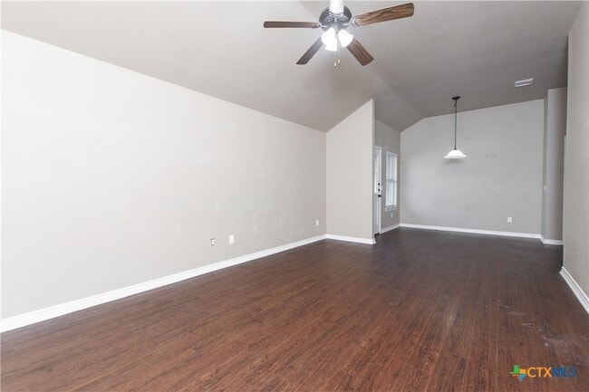 502 Sladecek Dr in Killeen, TX - Building Photo - Building Photo