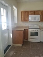 154 Prospect St-Unit -2 in Norwich, CT - Building Photo - Building Photo