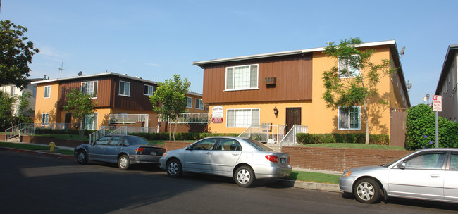 Murietta Villas in Sherman Oaks, CA - Foto de edificio - Building Photo
