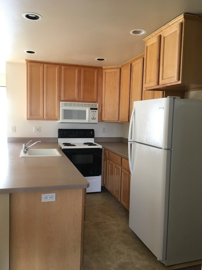 418 NE Quimby Ave in Bend, OR - Building Photo - Building Photo