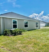 4516 SW 84th St Rd in Ocala, FL - Foto de edificio - Building Photo