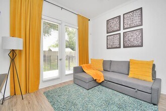 3235 Real St-Unit -A in Houston, TX - Building Photo - Building Photo