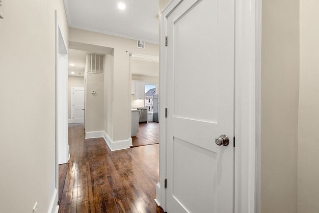 10 King St in Boston, MA - Building Photo - Building Photo