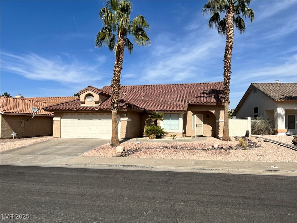 830 Woodtack Cove Way in Henderson, NV - Building Photo