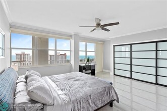 2800 E Sunrise Blvd in Fort Lauderdale, FL - Building Photo - Building Photo
