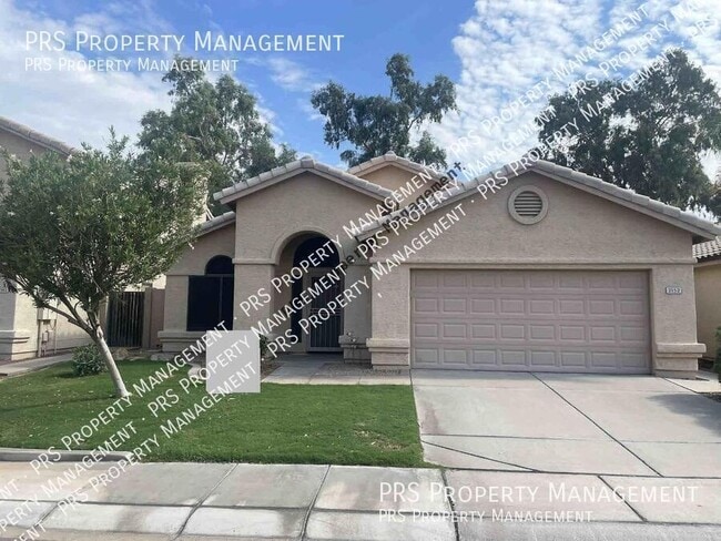 property at 2152 W Myrtle Dr
