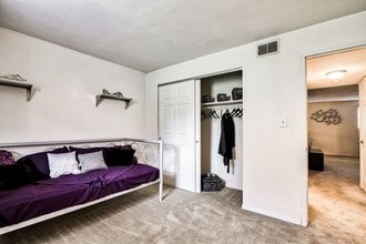 Willow Park Apartments in Swansea, IL - Foto de edificio - Building Photo