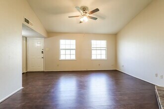 2674 Lark in Humble, TX - Building Photo - Building Photo