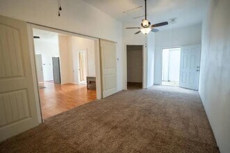 305 Branch St, Unit 305.5 in Taylor, TX - Building Photo - Building Photo