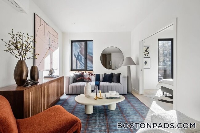 87 Oxford St in Lynn, MA - Building Photo - Building Photo