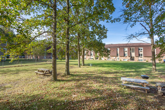 Forest Ridge Apartments in North Ridgeville, OH - Building Photo - Building Photo