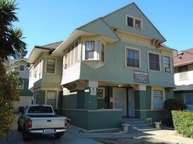 1116-1118 W 30th St in Los Angeles, CA - Building Photo