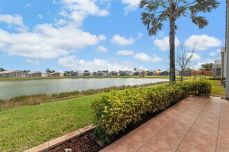 364 Sunview Way in Port St. Lucie, FL - Building Photo - Building Photo