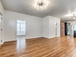 3215 N Francis Ave in Oklahoma City, OK - Foto de edificio - Building Photo