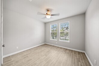 316 Silver Carp Trl in Willis, TX - Building Photo - Building Photo