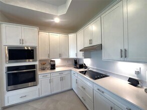 17370 Jadestone Ct in Venice, FL - Foto de edificio - Building Photo
