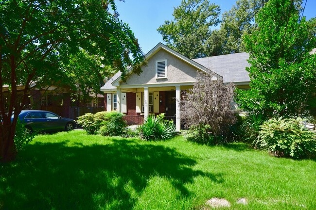 property at 585 N Avalon St