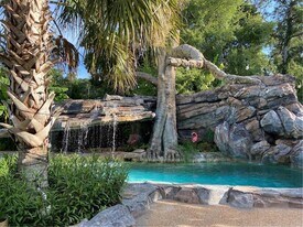 1679 Rangewood Dr SW in Lilburn, GA - Building Photo