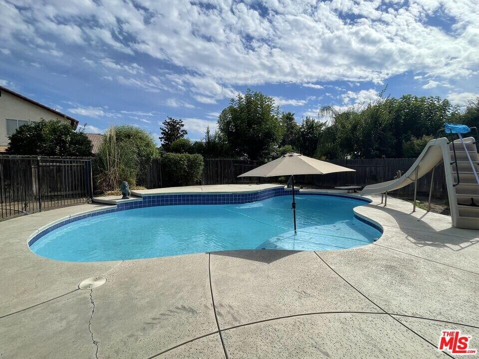 14304 Culiacan Ave in Bakersfield, CA - Building Photo