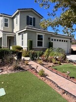 34209 Kalanchoe Rd in Lake Elsinore, CA - Building Photo