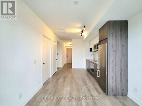 5 Defries St in Toronto, ON - Building Photo - Building Photo