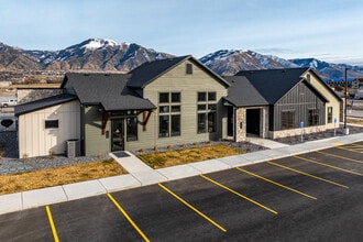 Altura Apartments in Logan, UT - Foto de edificio - Building Photo