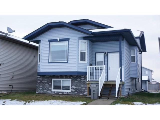 7117-114A 114a St in Grande Prairie, AB - Building Photo
