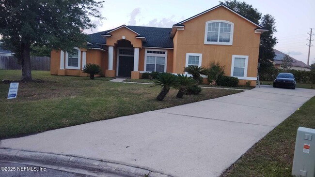 10153 Carriage House Ct