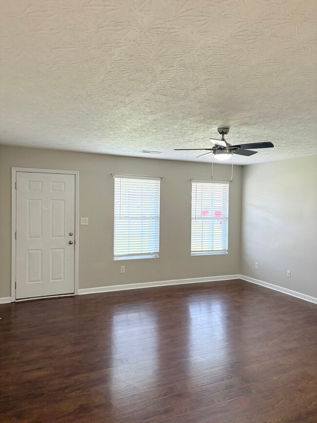 436 Catalpa Cir in Bowling Green, KY - Foto de edificio - Building Photo