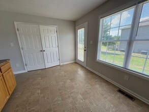 313 Hilton Way in Bowling Green, KY - Building Photo - Building Photo