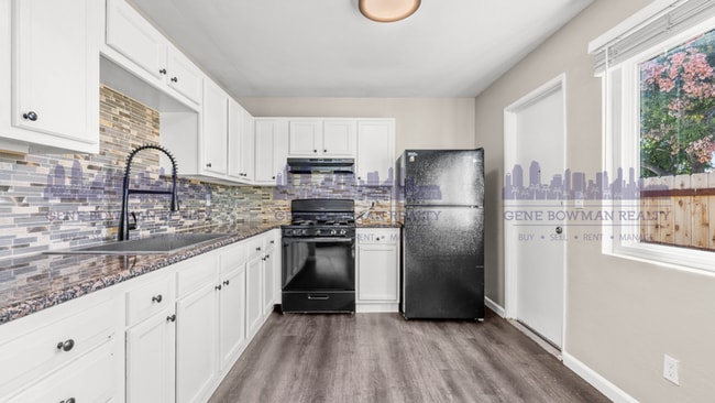 property at 72 E Oxford St