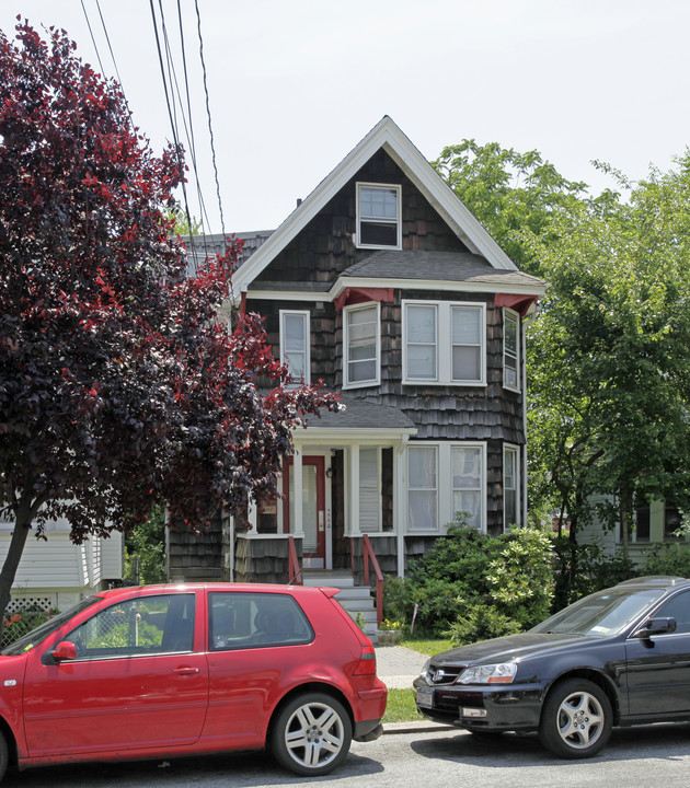 347 Heberton Ave in Staten Island, NY - Building Photo