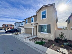 36988 Camino Spgs Ave in Murrieta, CA - Building Photo - Building Photo