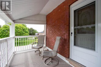 286 Tracy St in St Marys, ON - Building Photo - Building Photo