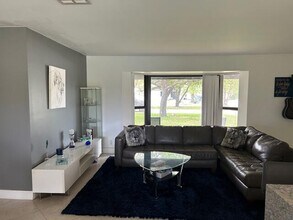 2400 SW 86th Ave in Davie, FL - Building Photo - Building Photo