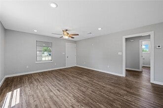 198 County Rd 483 in Lott, TX - Building Photo - Building Photo